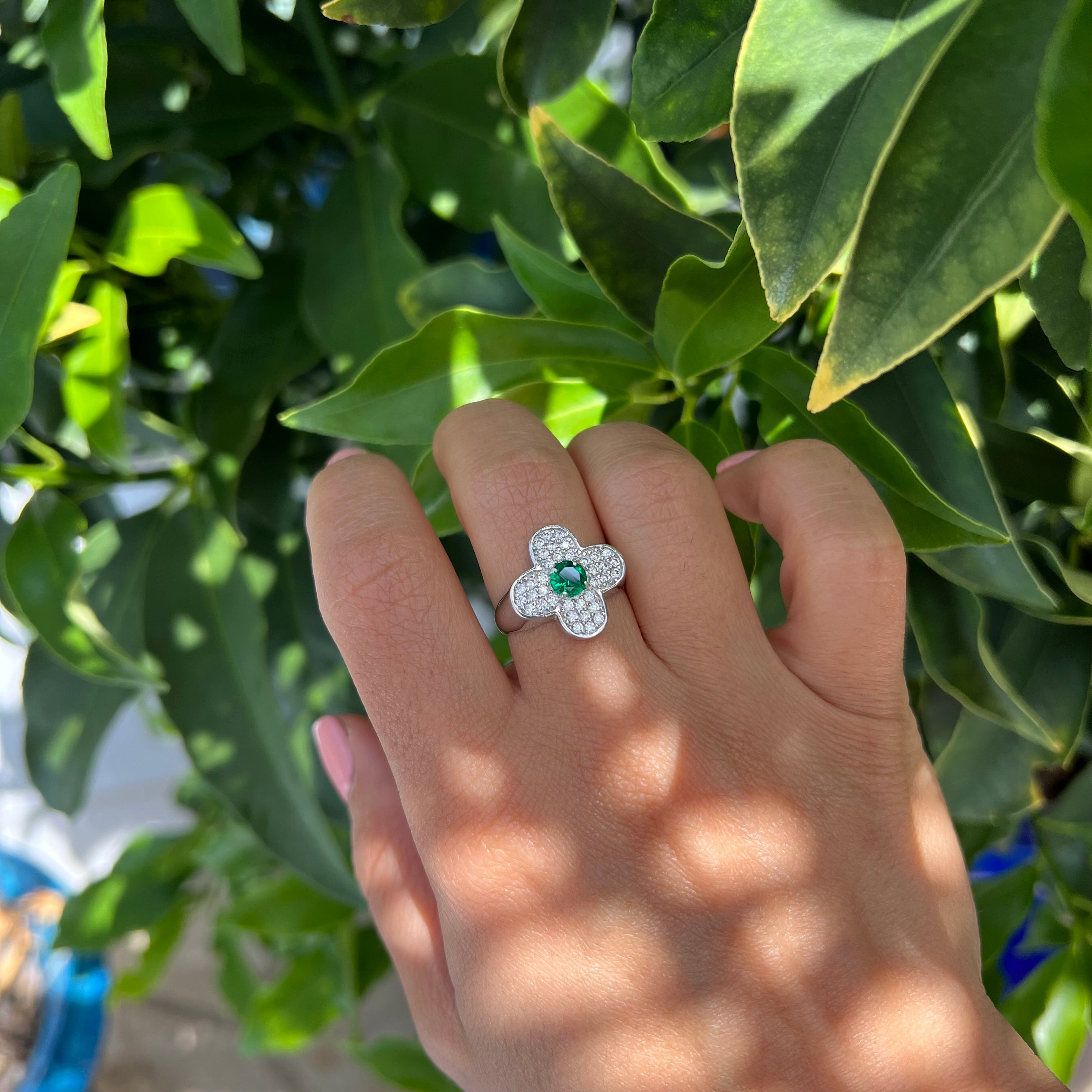 Sterling silver plated emerald & cz clover ring