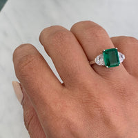 Sterling silver Emerald green ring with half moon side stones