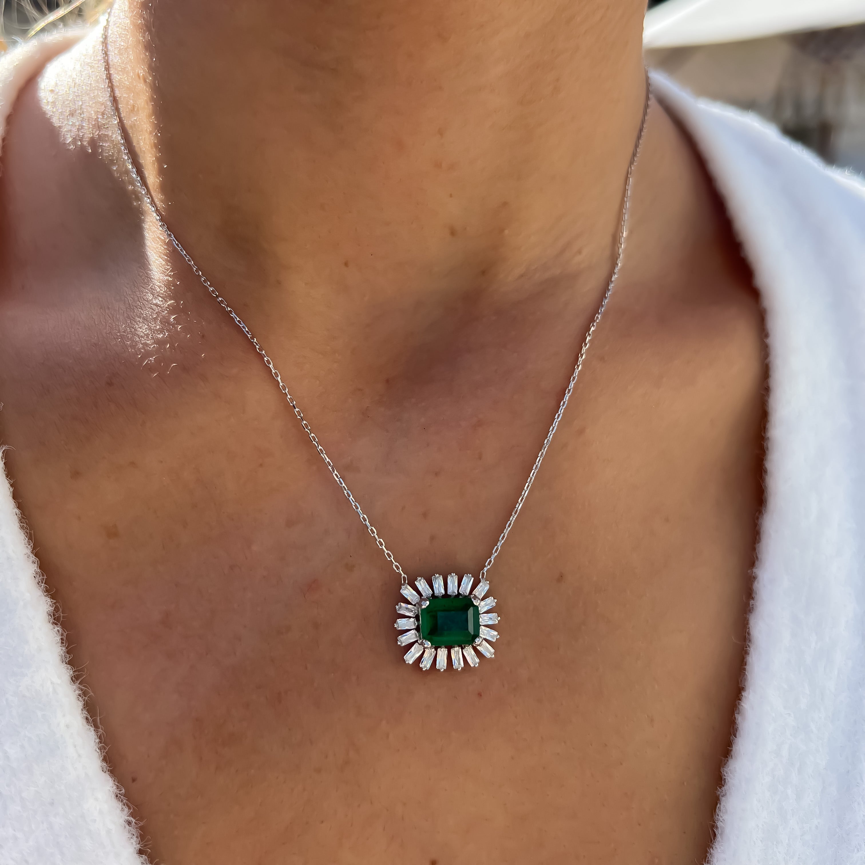 “Soleil” Sterling silver emerald necklace