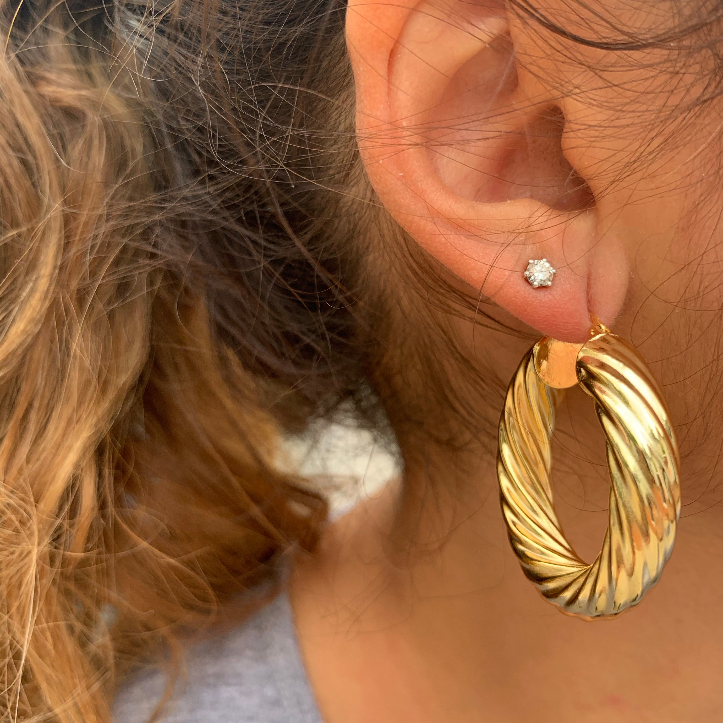 “Caroline” Large 18k gold plated twisted hoops